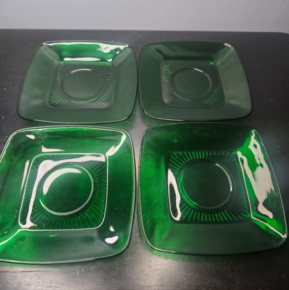 RARE Vintage MCM Anchor Hocking Charm Forest Green Saucers/Plates(4)